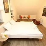 Πανσιόν Fuerjes Udvarhaz 3*
