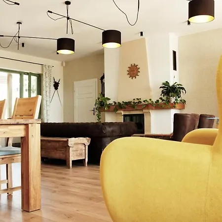 Fuerjes Udvarhaz Konukevi 3*